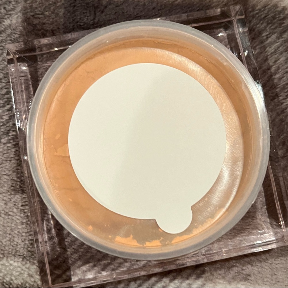 Eloise - Flawless Loose Setting Powder (Deep Caramel) - Picture 7 of 8